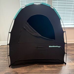 Slumberpod Black Out tent for pack and play breathable